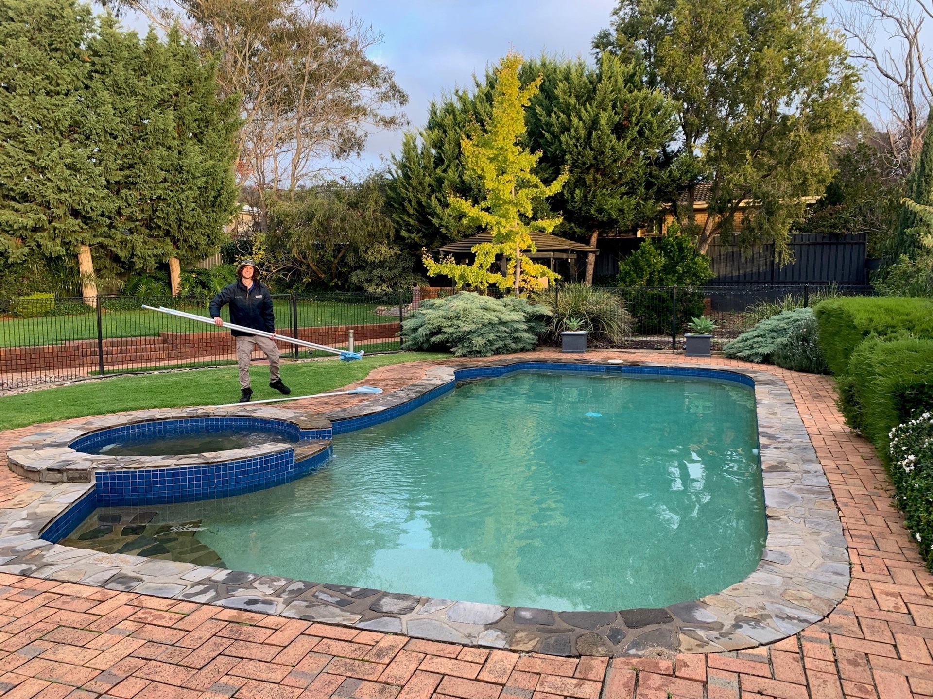 Pool Clean Netherby
